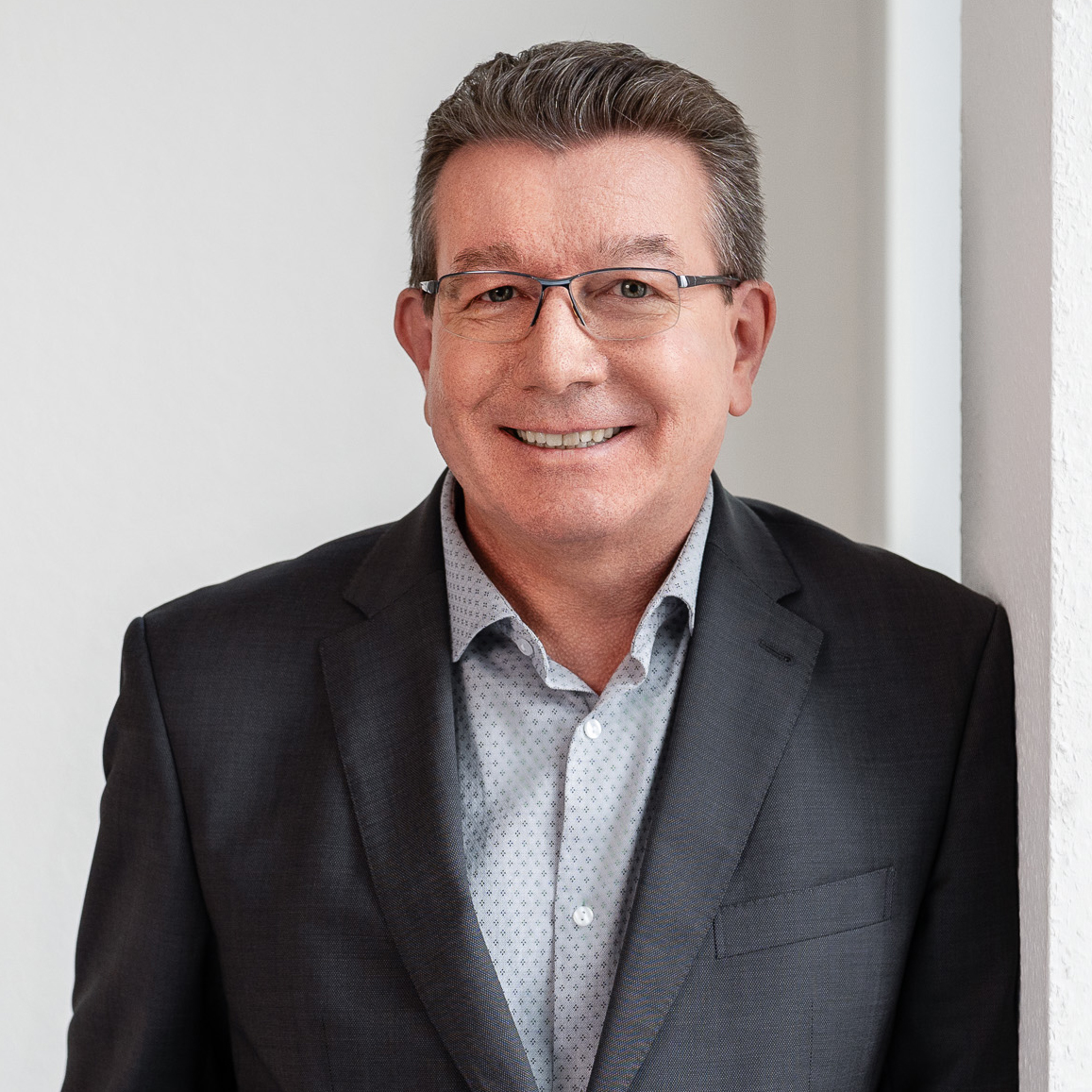 Contact Person Dr. Marco Pickel